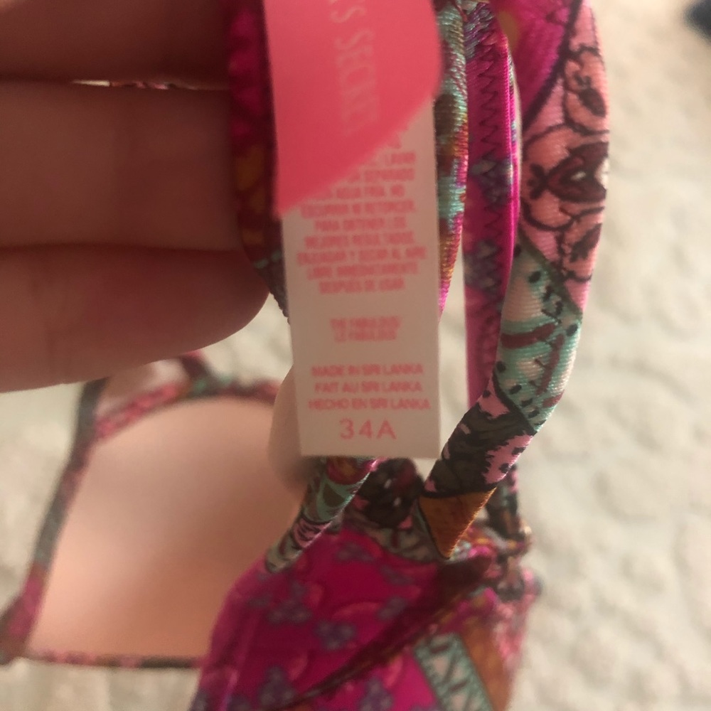 Patterned Push Up Bikini Top - Picture 3 of 4